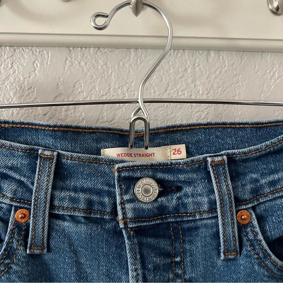 Levi's Wedgie High Rise Straight Leg Jeans - Picture 4 of 9